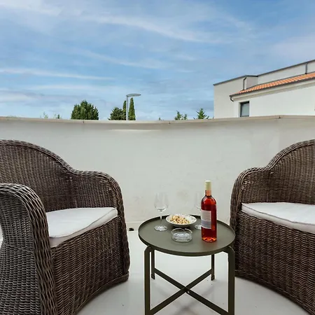 Apartman Bianco Nero - Happy *