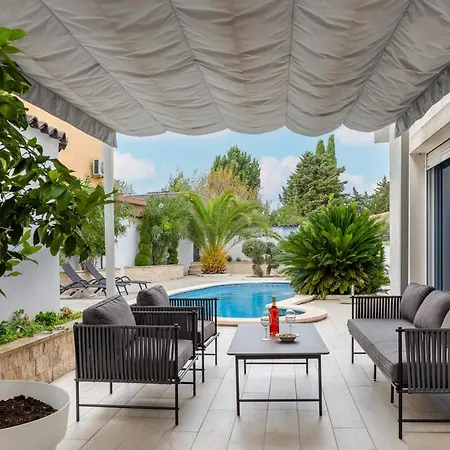 Apartment Bianco Nero - Happy
