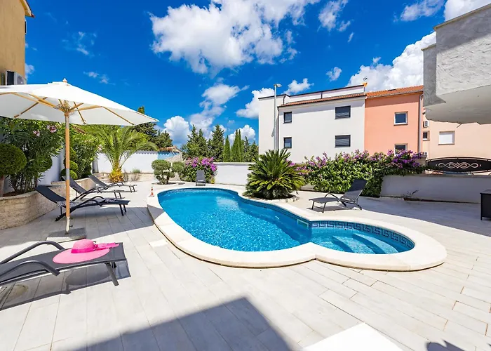Apartment Bianco Nero - Happy Pula